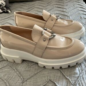 Pair AGL Loafers made in Italy Beige Patent Euro 40 9.5 like “new”Lug Sole